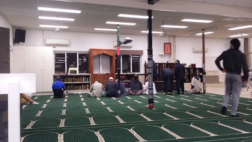 Islamic Society of Belconnen - Spence Mosque | mosque | 4/55 Crofts Cres, Spence ACT 2615, Australia | 0408412138 OR +61 408 412 138