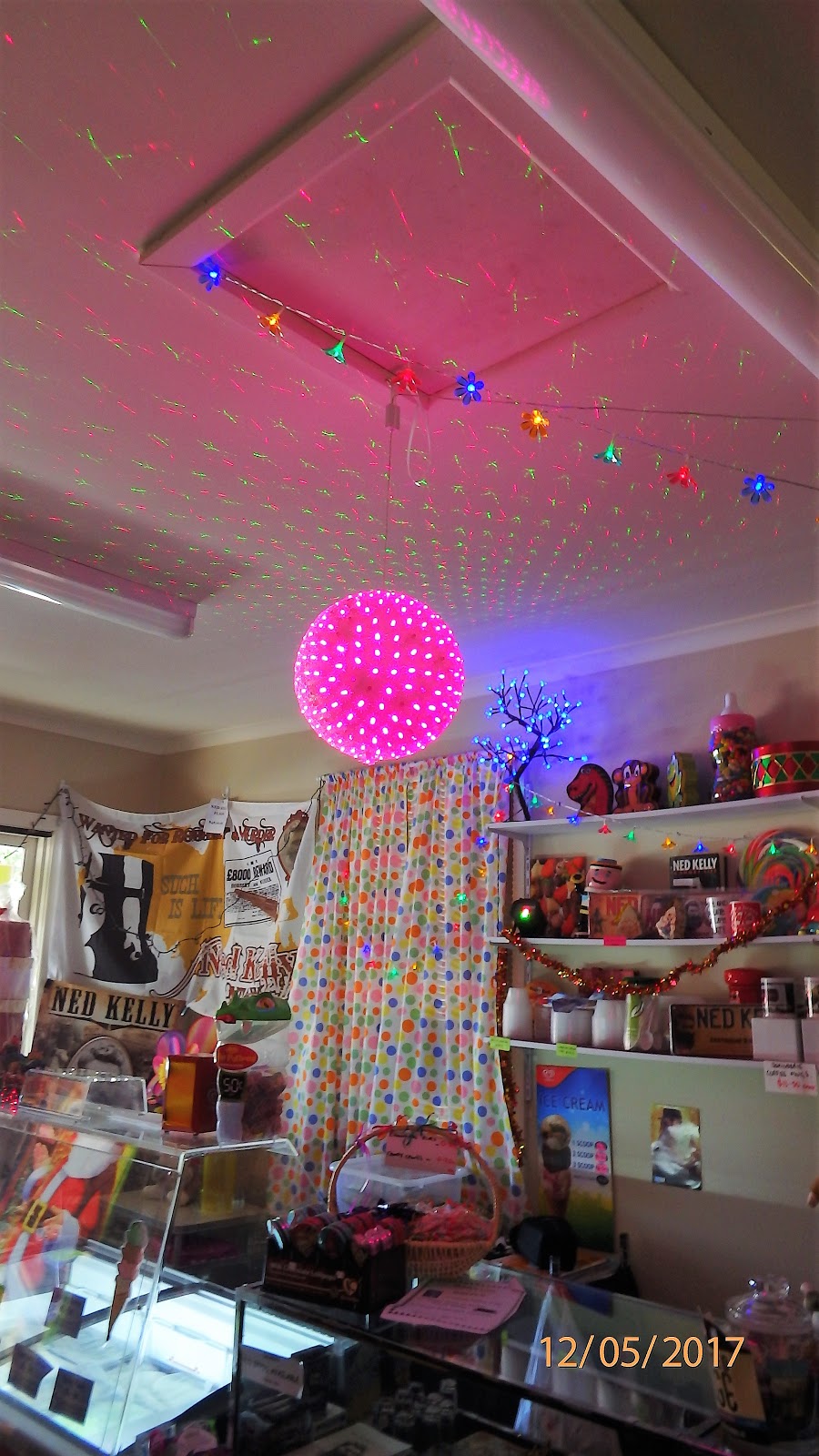 Sticky Fingers Candy Shop | travel agency | 63 Jerilderie St, Jerilderie NSW 2716, Australia | 0448878597 OR +61 448 878 597