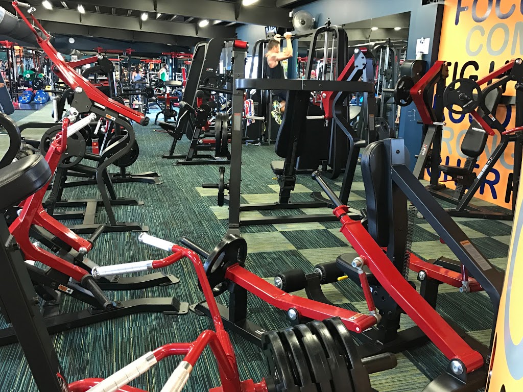 Strand Fitness North Shore | gym | 2 Main St, Burdell QLD 4818, Australia | 0747211600 OR +61 7 4721 1600