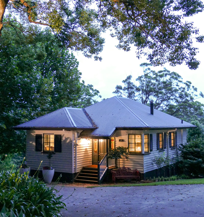 Glenloch Gatehouse | lodging | 42 Yuulong Rd, Tamborine Mountain QLD 4272, Australia | 0408349977 OR +61 408 349 977