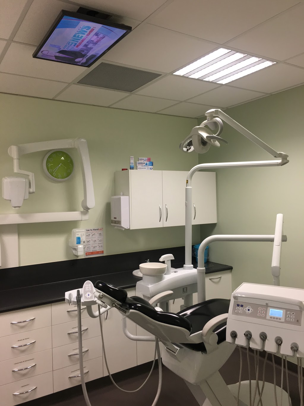 Niddrie Dental Clinic | dentist | 6/386-388 Keilor Rd, Niddrie VIC 3042, Australia | 0393742244 OR +61 3 9374 2244