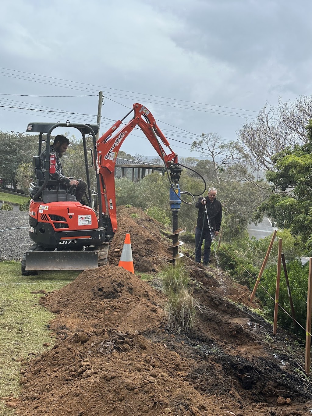 Digger Now | Surf Coast Excavator & Scissor Lift Hire | School Rd, Bellbrae VIC 3228, Australia | Phone: 0411 864 473