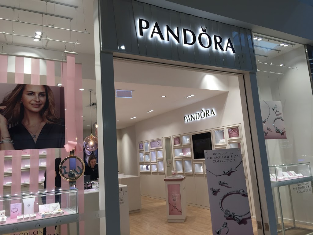 Pandora Airport West | jewelry store | Shop T112/29-35 Louis St, Airport West VIC 3042, Australia | 0393354039 OR +61 3 9335 4039
