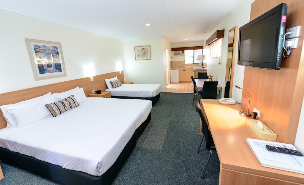 Country Comfort Bundaberg | lodging | 73 Takalvan St, Millbank QLD 4670, Australia | 0741512365 OR +61 7 4151 2365