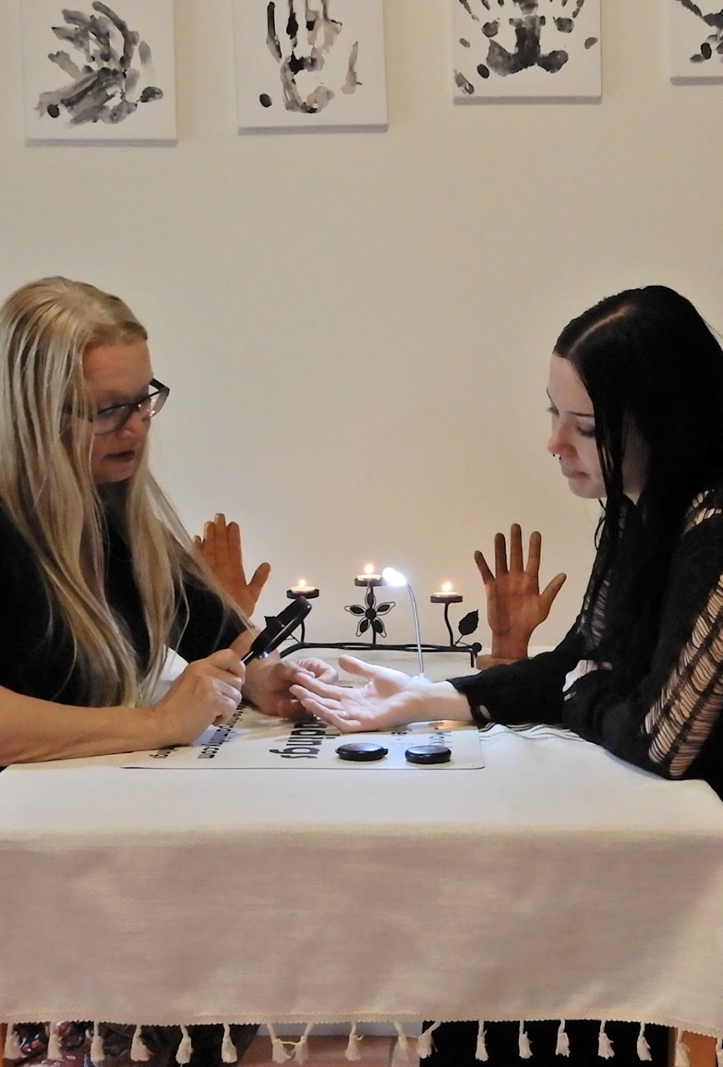 Destiny Palmistry | 37/39 West Sentinel Dr, Greenbank QLD 4124, Australia | Phone: 0476 720 412