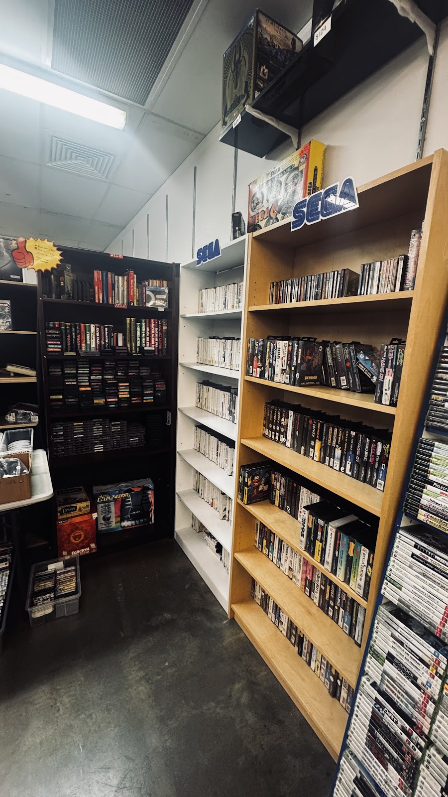 Eddies Retro | 700 Logan Rd, Greenslopes QLD 4120, Australia | Phone: 0481 876 264