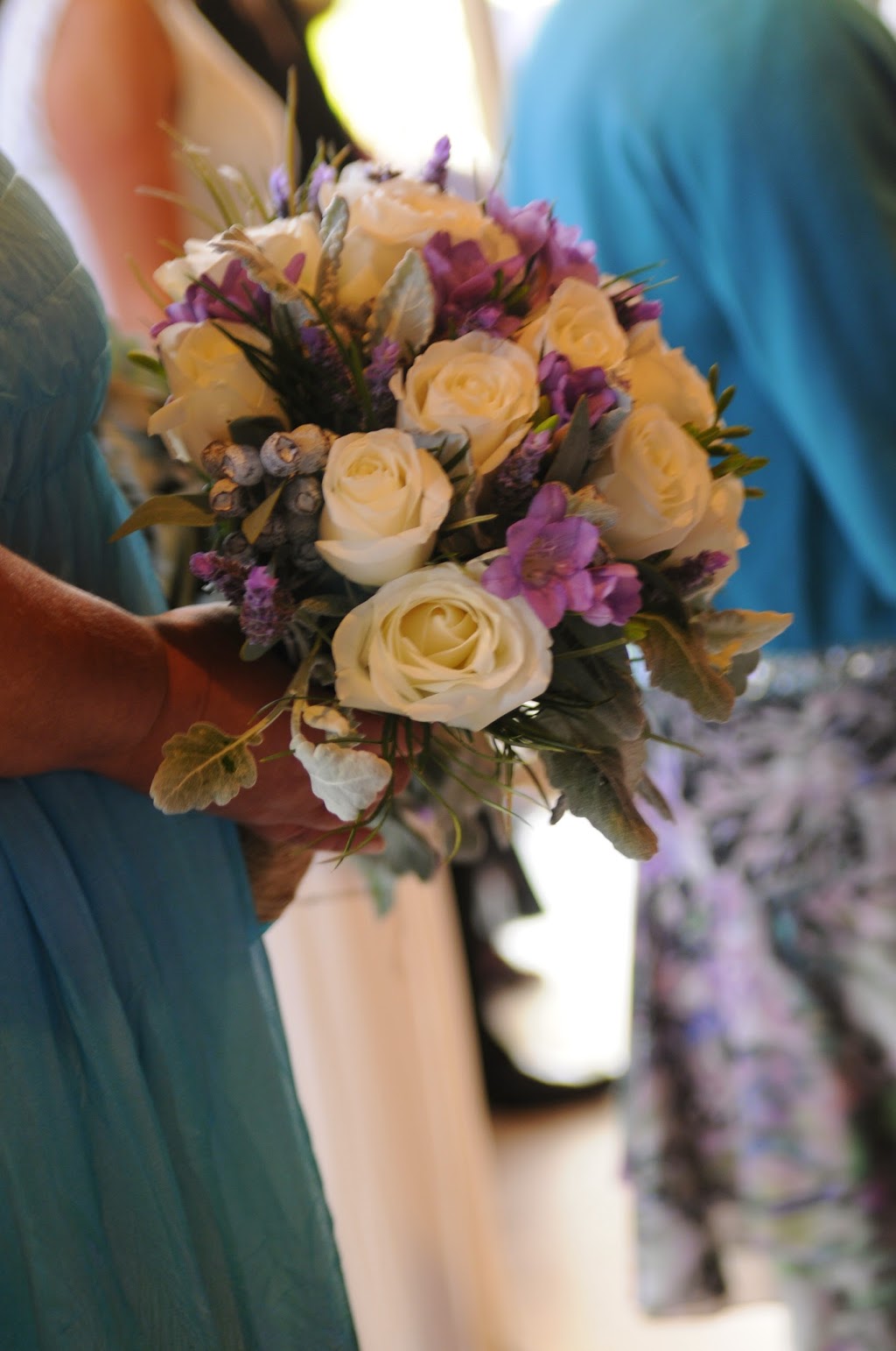 Forever Floral Designs | 3/41 Brisbane Water Dr, Point Clare NSW 2250, Australia | Phone: 0427 724 851