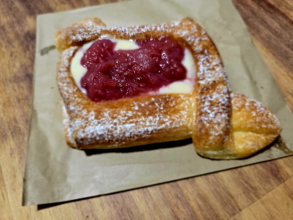 Tambo Pies | 23, Shop 1/39 School Rd, Tamborine Mountain QLD 4272, Australia | Phone: 0478 342 700