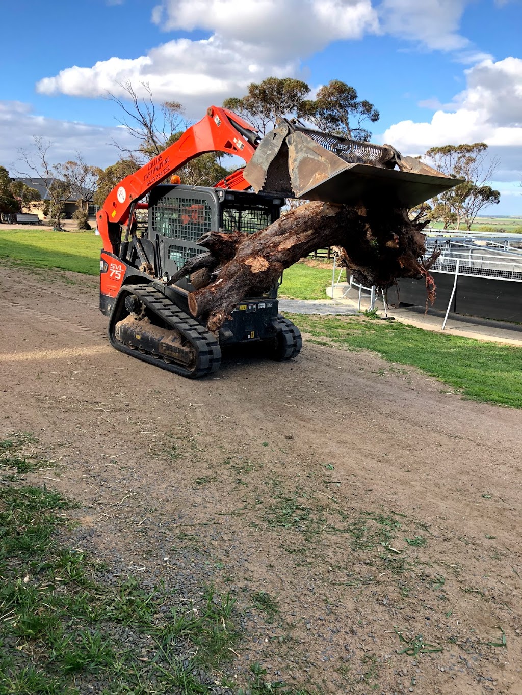 Collins Earthmoving | 109 Ramm Rd, Mannum SA 5238, Australia | Phone: 0439 834 252