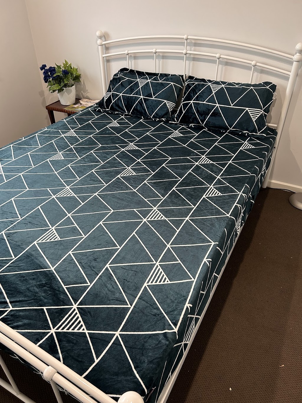 Quilts & Sheets | 21 Yolanda St, Bonshaw VIC 3352, Australia | Phone: 0466 963 234