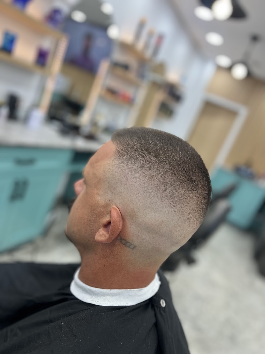 The Barbers Joint | 4/16-30 Willmington Rd, Luddenham NSW 2745, Australia | Phone: (02) 4773 4219