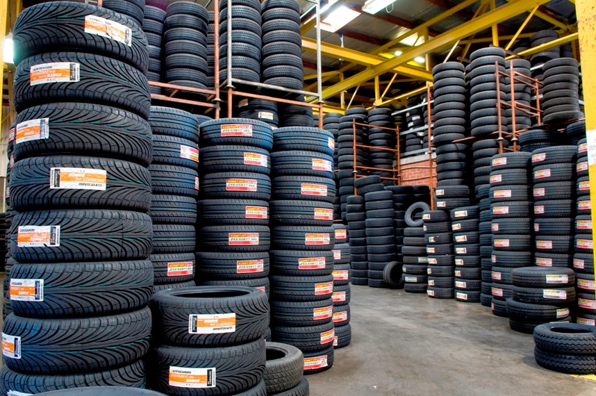 Highway Tyres | car repair | 7A Wellsford Dr, East Bendigo VIC 3550, Australia | 0354414749 OR +61 3 5441 4749