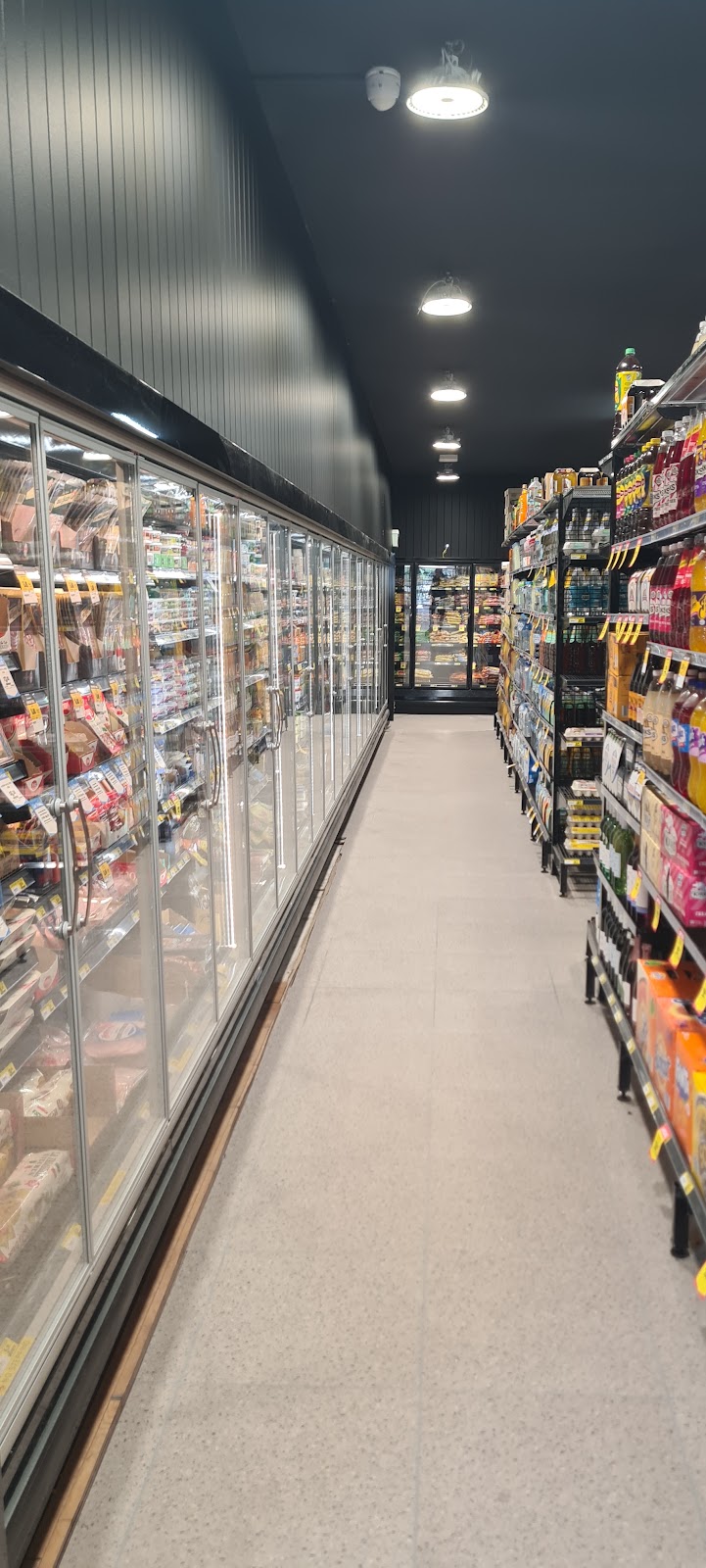 IGA Lawson | 5/7 Honour Ave, Lawson NSW 2783, Australia | Phone: (02) 4759 1711