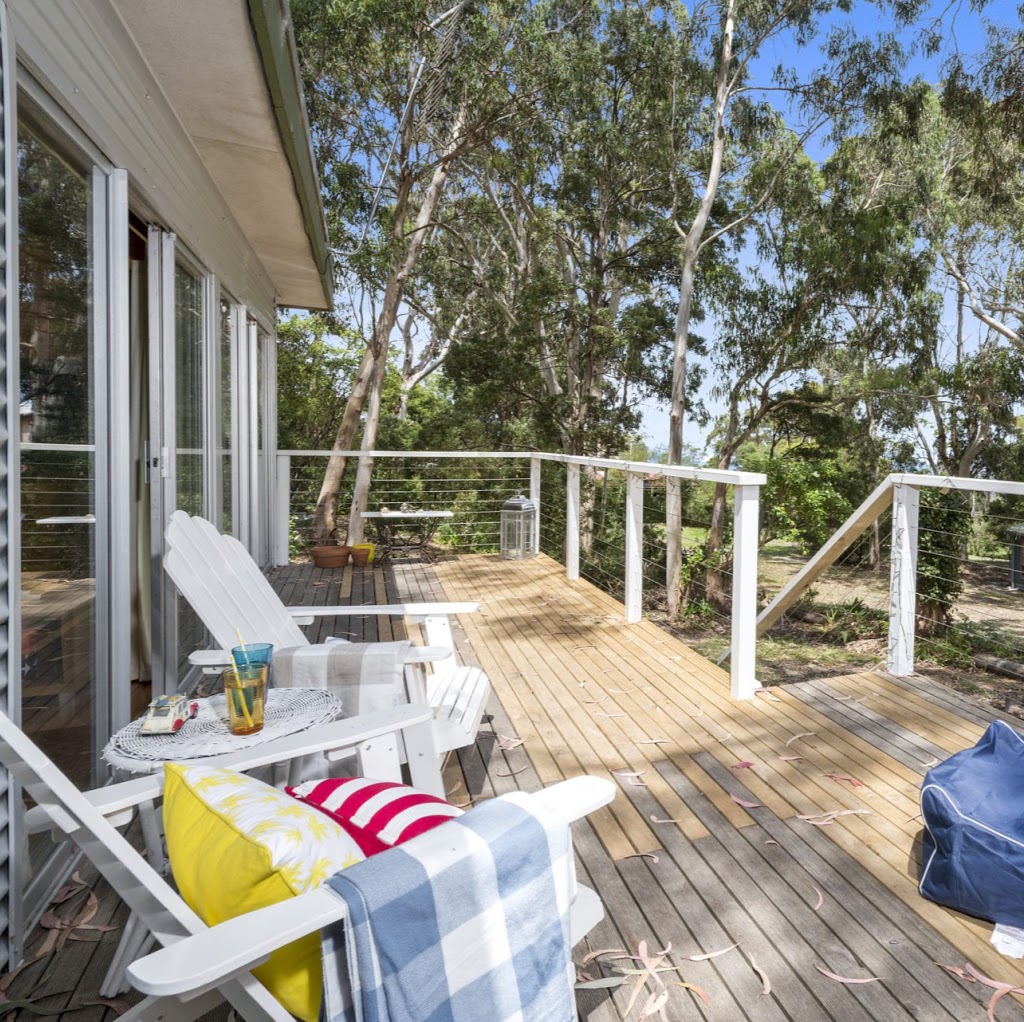 BARCA VIEW COTTAGE - COSY BEACH RETREAT | lodging | 38 Old Coach Rd, Skenes Creek VIC 3233, Australia | 0352894233 OR +61 3 5289 4233