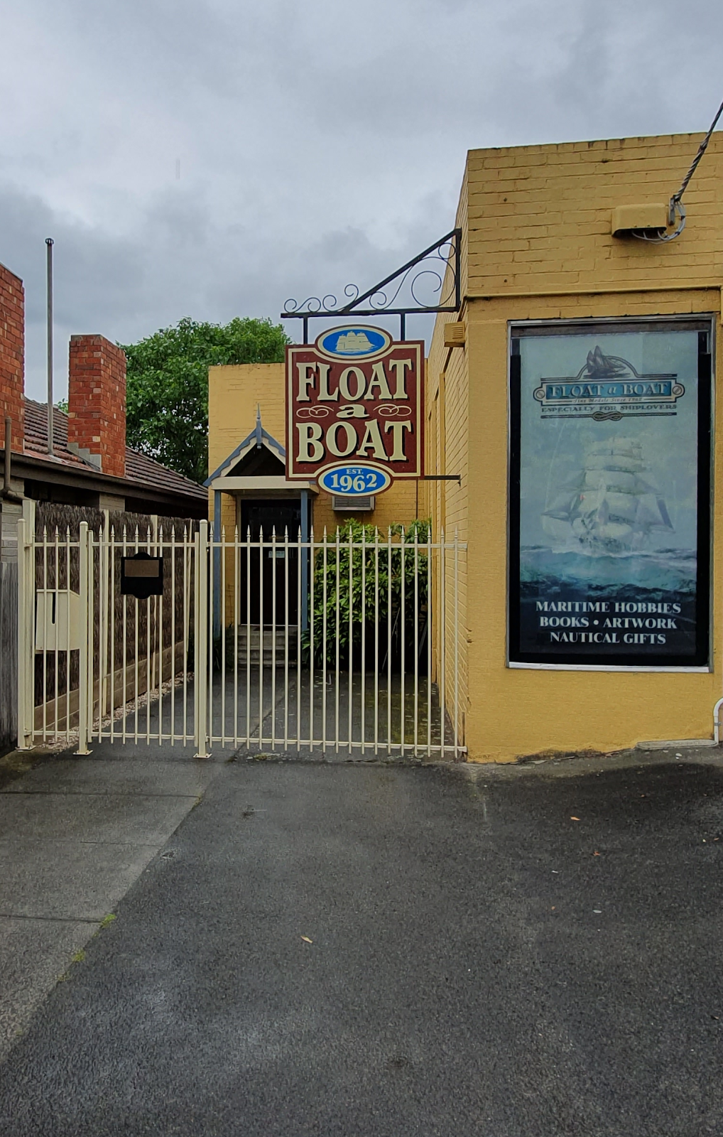 Float a Boat | 48C Wantirna Rd, Ringwood VIC 3134, Australia | Phone: (03) 9879 2227