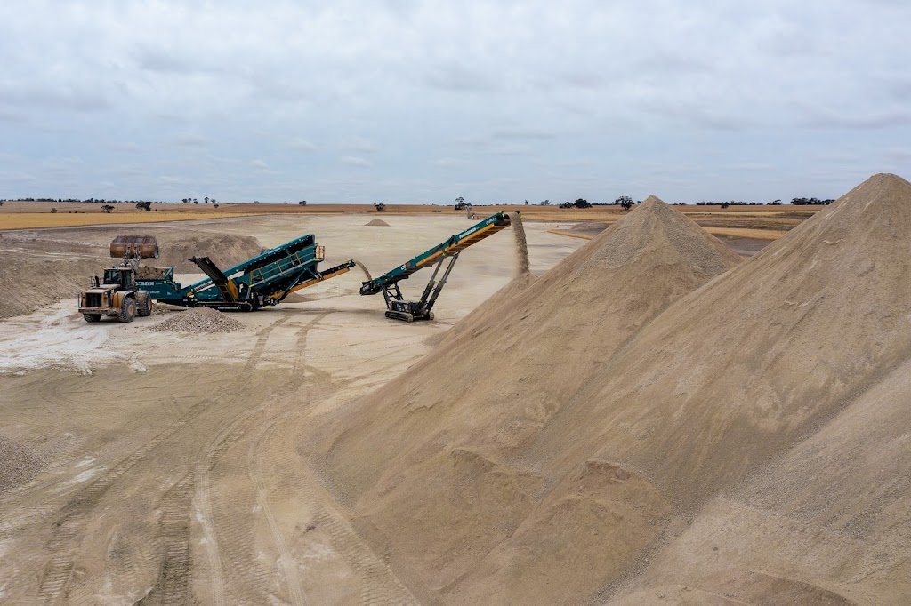 Browns Gypsum Mine |  | Cnr Ross lake Rd &, Kurnbrunin Rd, Rainbow VIC 3424, Australia | 0419004799 OR +61 419 004 799