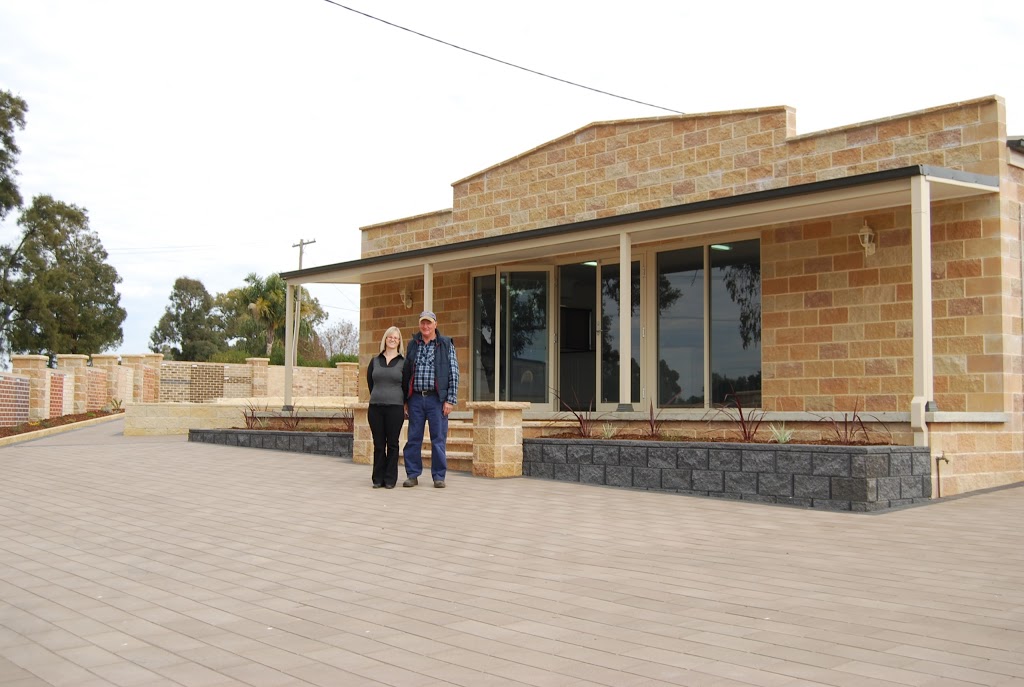 Cowra Concrete Products | Young Rd &, Ranken St, Cowra NSW 2794, Australia | Phone: (02) 6342 1194