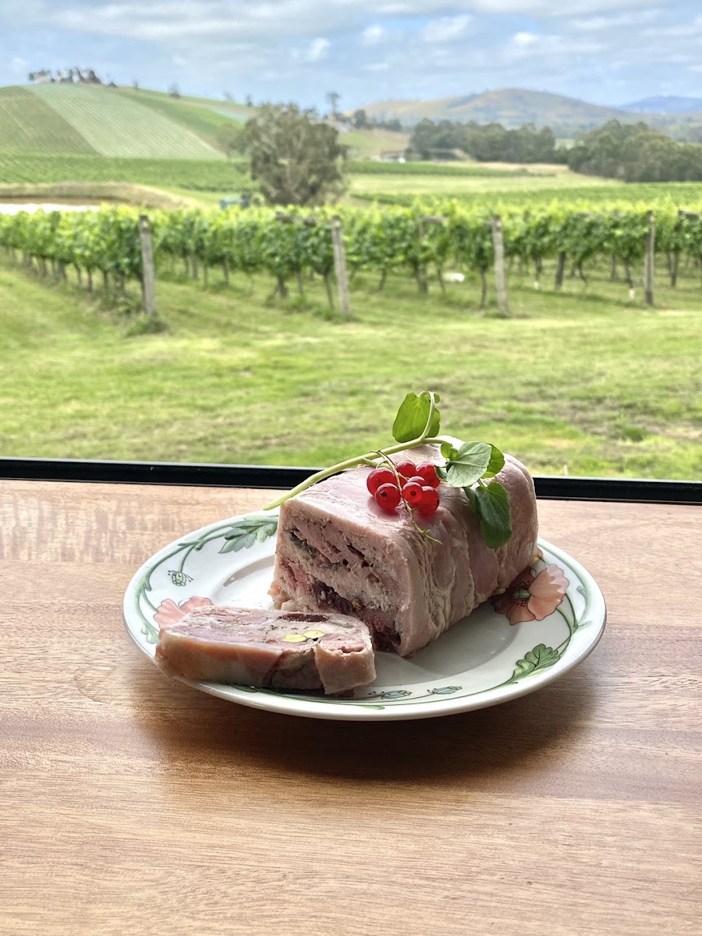 Yarra Valley Cooking School | 910 Old Toolangi Rd, Dixons Creek VIC 3775, Australia | Phone: (03) 5965 2585