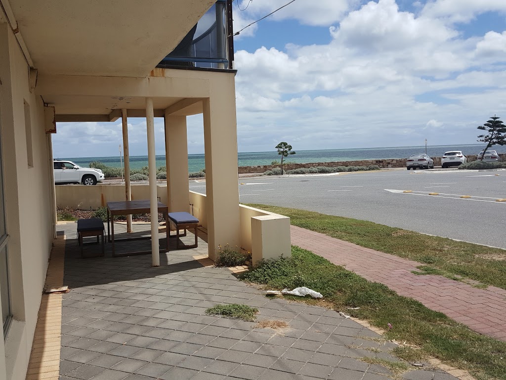 Seaview Sunset Holiday Apartments | lodging | 12 Seaview Rd, West Beach SA 5024, Australia | 0883530007 OR +61 8 8353 0007
