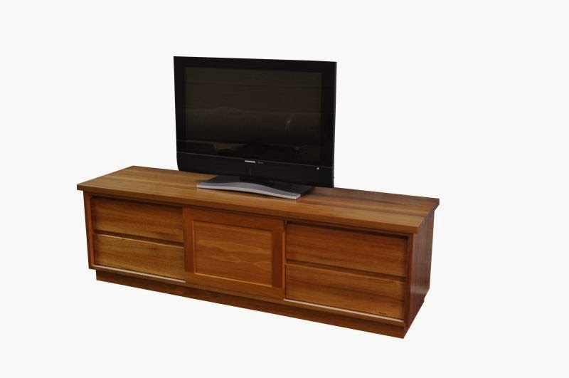 Francis Furniture | furniture store | 1/3 Belah Rd, Port Macquarie NSW 2444, Australia | 0265810276 OR +61 2 6581 0276