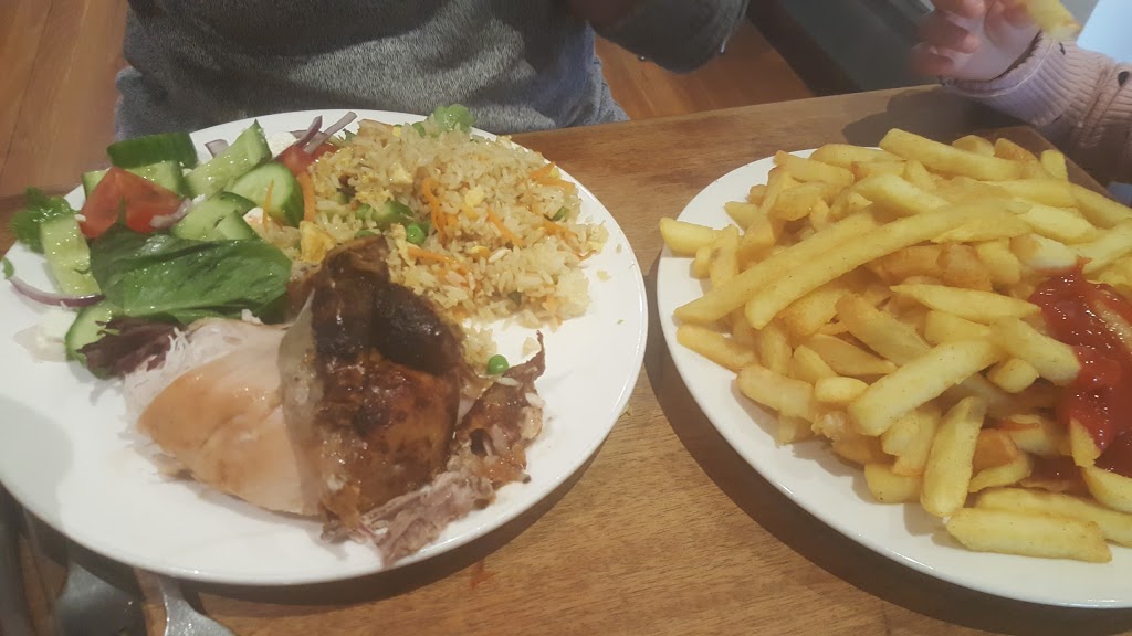 Croxton Roosters Charcoal Chicken | restaurant | 677 High St, Thornbury VIC 3071, Australia | 0394805520 OR +61 3 9480 5520