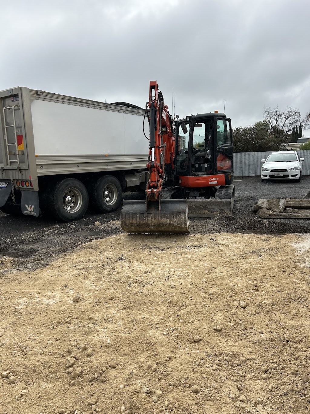 kingston SE Earthworks | 67 Golflinks Rd, Kingston SE SA 5275, Australia | Phone: 0402 699 911