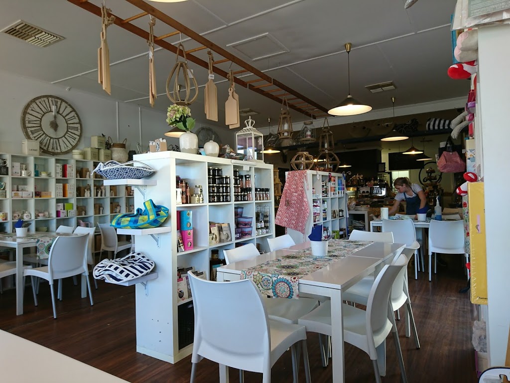 DeliCate Cafe | cafe | 17 Henry St, St George QLD 4487, Australia | 0746255666 OR +61 7 4625 5666