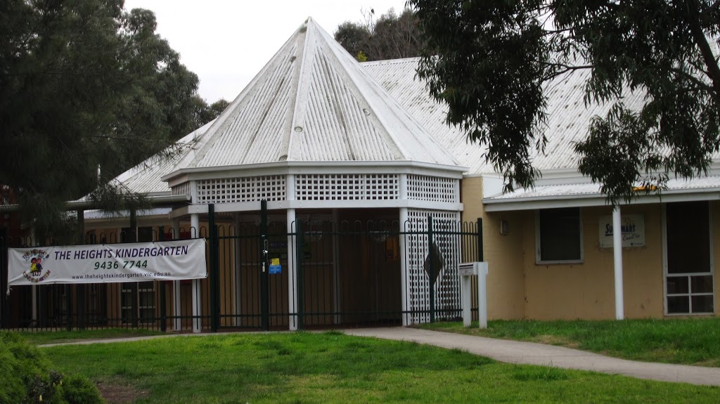 Mill Park Heights Child Care Centre & Kindergarten | 31 Morang Dr, Mill Park VIC 3082, Australia | Phone: (03) 9436 7063