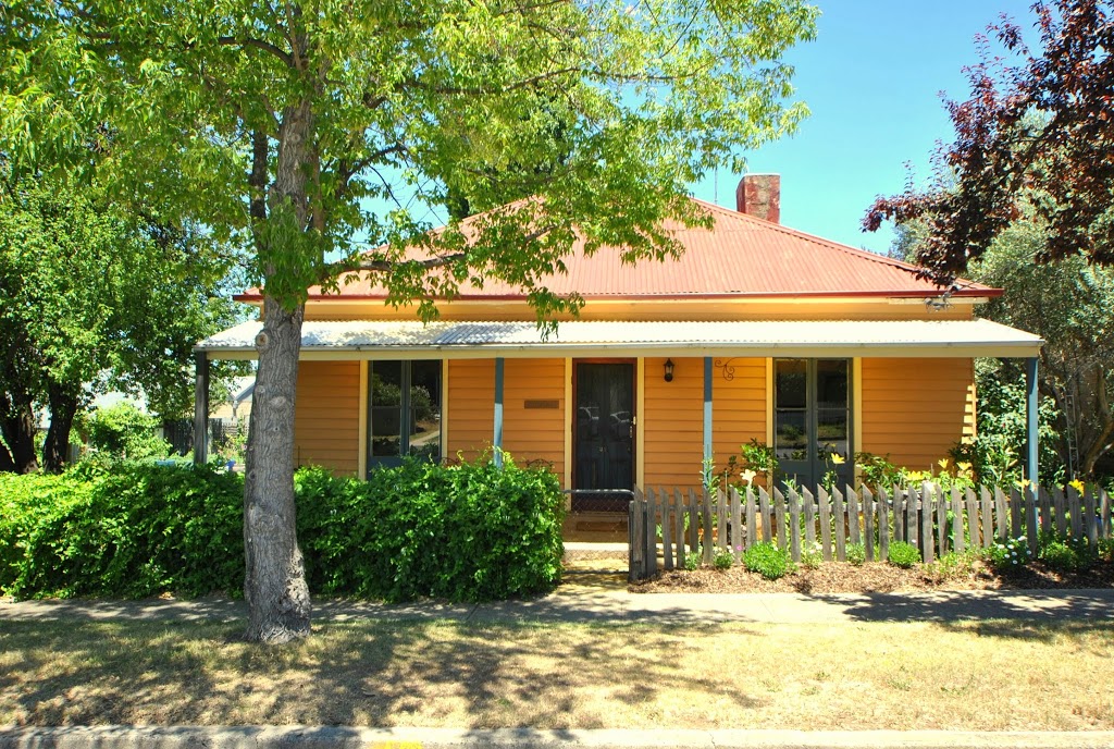 Cooma Cottage | 31 Baron St, Cooma NSW 2630, Australia | Phone: (02) 6452 2583