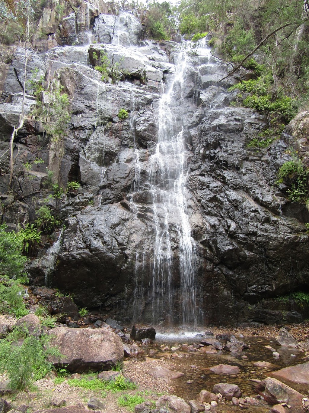 Cudgewa Bluff Falls | park | 385 Bluff Falls Rd, Cudgewa VIC 3705, Australia