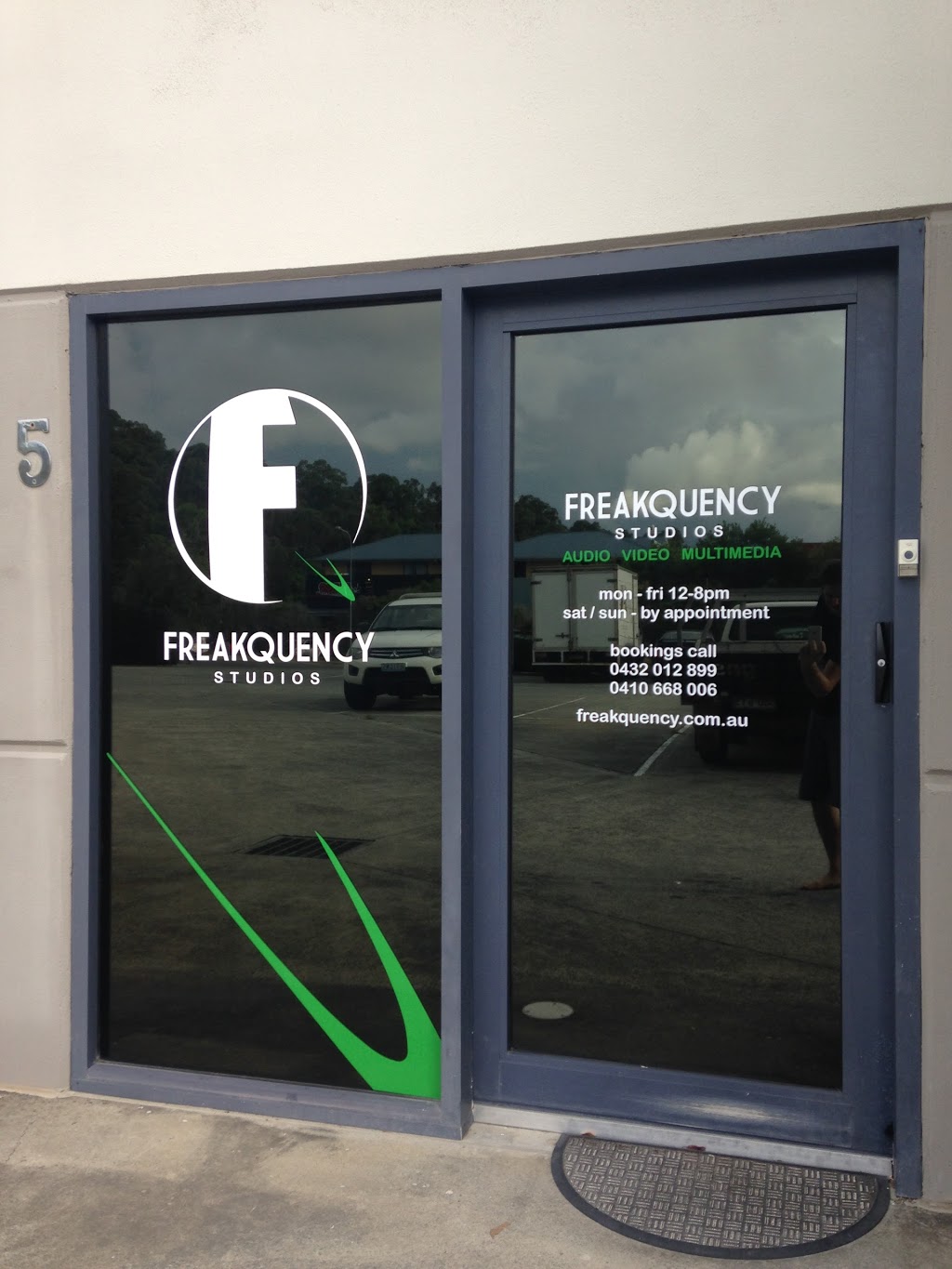 Freakquency Studios | 5/8 Fortitude Cres, Burleigh Heads QLD 4220, Australia | Phone: 0432 012 899