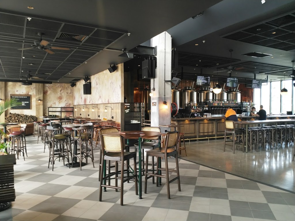 Republic Tavern - Epping | restaurant | 250 Cooper St, Epping VIC 3067, Australia | 1300817773 OR +61 1300 817 773
