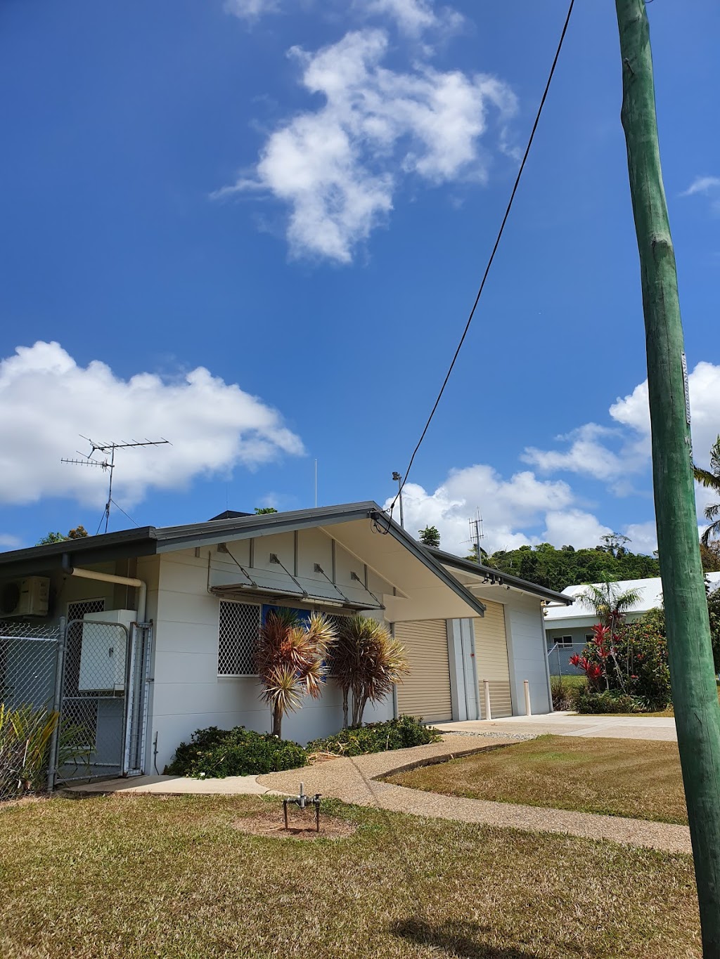 Mission Beach Ambulance Station | 6 Webb Rd, Wongaling Beach QLD 4852, Australia