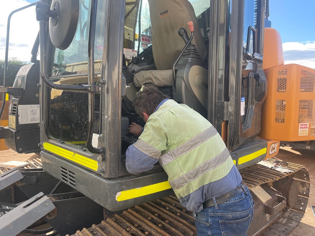 GR Metcalfe & Sons Contracting | 1 Ghost Gate Rd, Mount Marshall QLD 4362, Australia | Phone: 0432 687 153