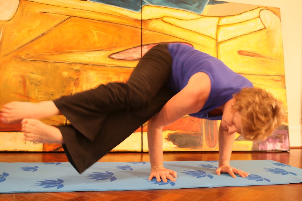 Lotus Yoga | gym | 11/40 Yeo St, Neutral Bay NSW 2089, Australia | 0299535153 OR +61 2 9953 5153