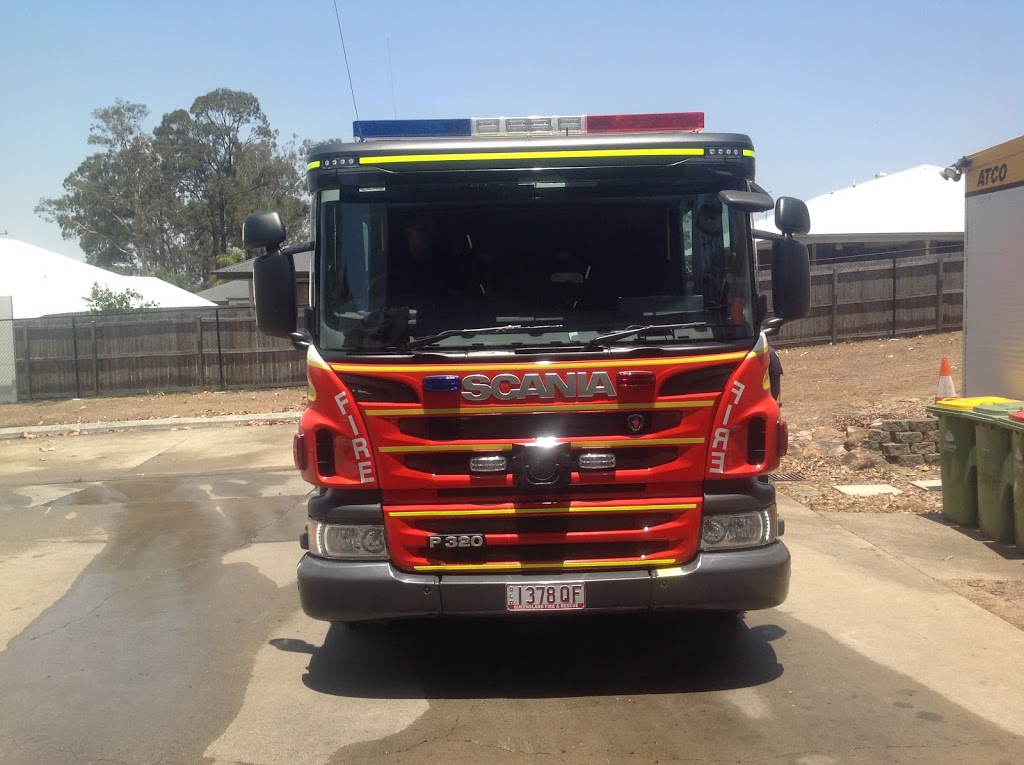 Logan West Fire Station | fire station | 2 Orr Ct, Hillcrest QLD 4118, Australia | 0738847660 OR +61 7 3884 7660