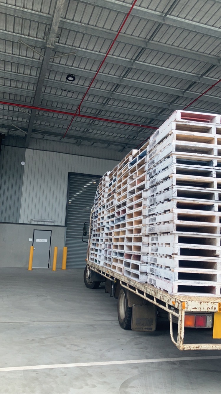 Edwards Pallet Recyclers | 221 Deepfields Rd, Catherine Field NSW 2557, Australia | Phone: 0429 121 494
