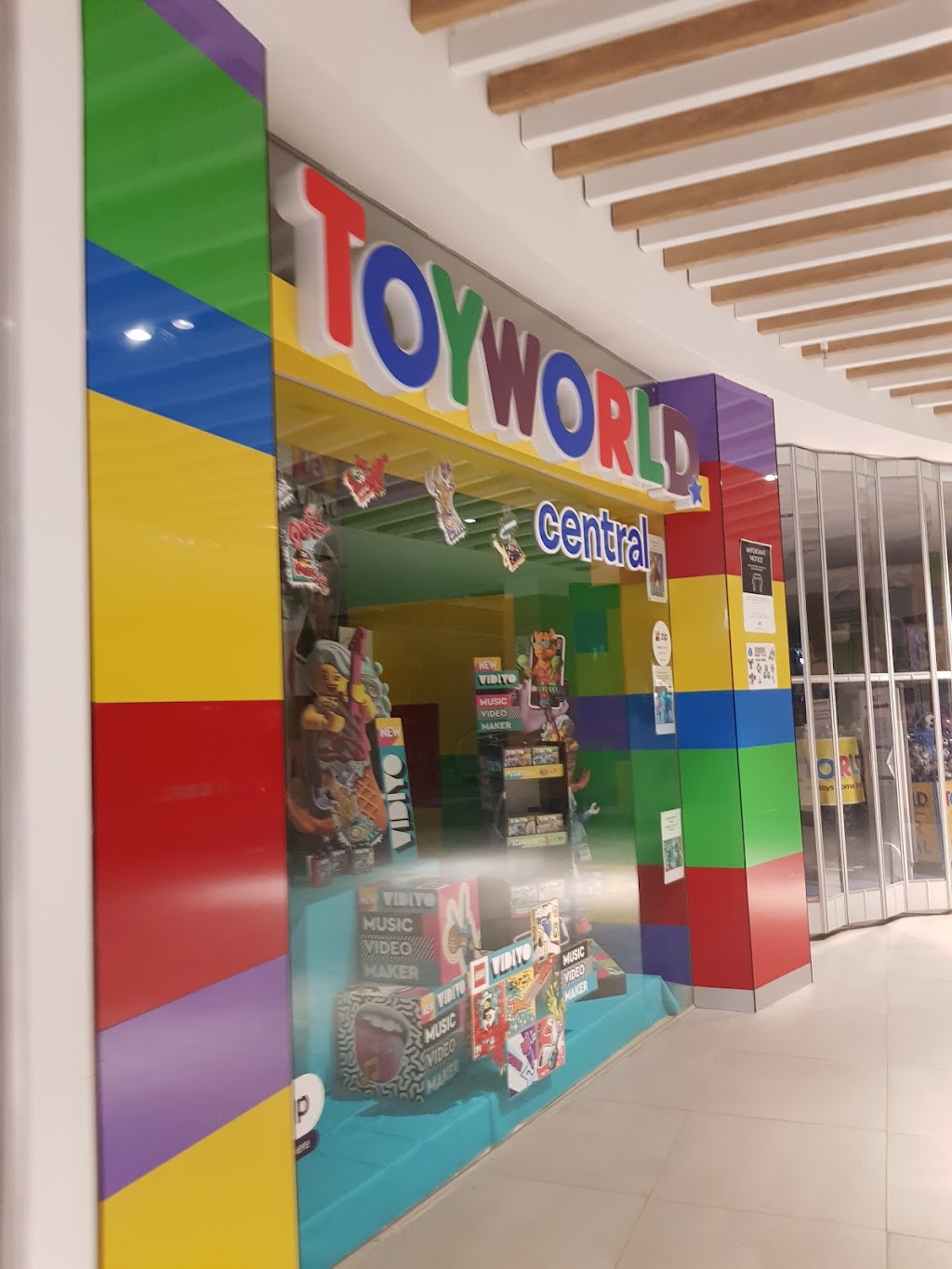 Toyworld Central Greensborough | store | Greensborough Plaza Shop 262, 25 Main St, Greensborough VIC 3088, Australia | 0394327166 OR +61 3 9432 7166
