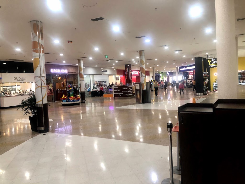 Fairfield Forum Shopping Centre | 4 Station St, Fairfield NSW 2165, Australia