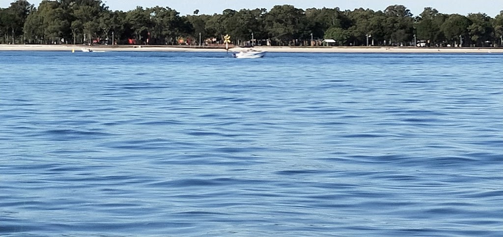 BBQ Boat Hire | LOT 2 Harbour Promenade, Banksia Beach QLD 4507, Australia | Phone: 0488 586 595