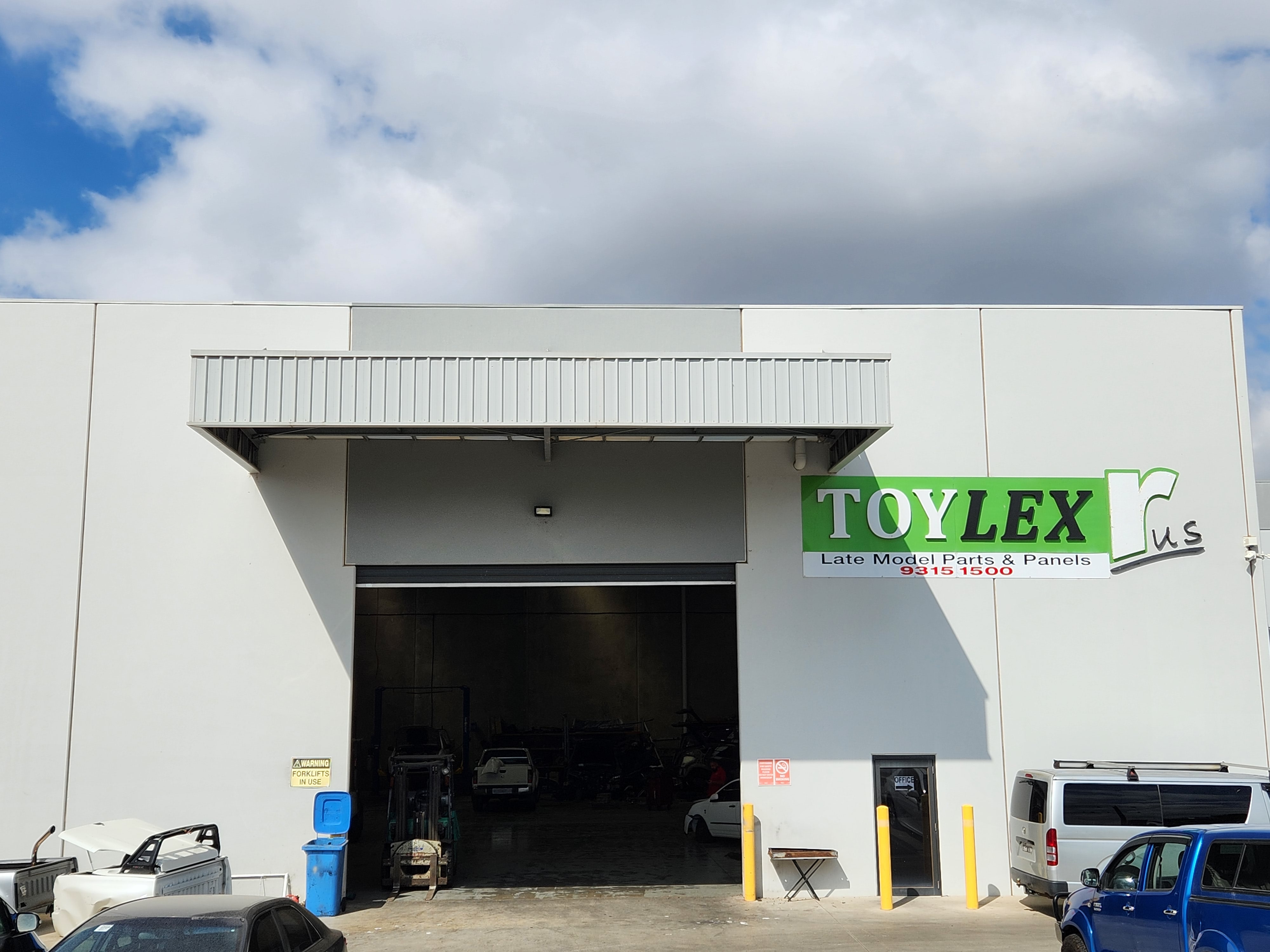 TOYLEX R Us | car repair | 100-104 Castro Way, Derrimut VIC 3026, Australia | 0393151500 OR +61 3 9315 1500