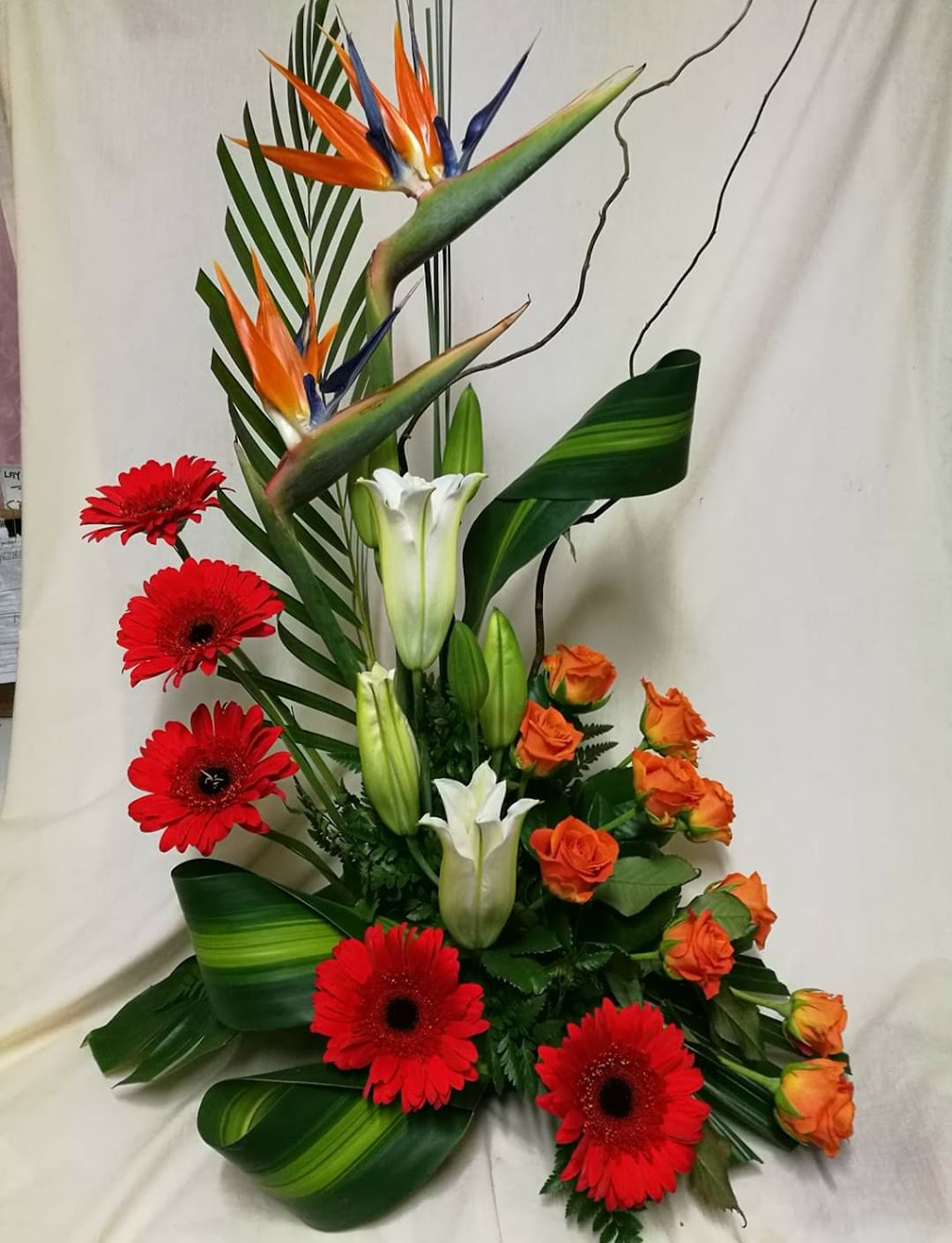 Bella Blossoms | florist | Waverley Gardens Shopping Centre, Shop17, 271 Police Rd, Mulgrave VIC 3170, Australia | 0395484720 OR +61 3 9548 4720