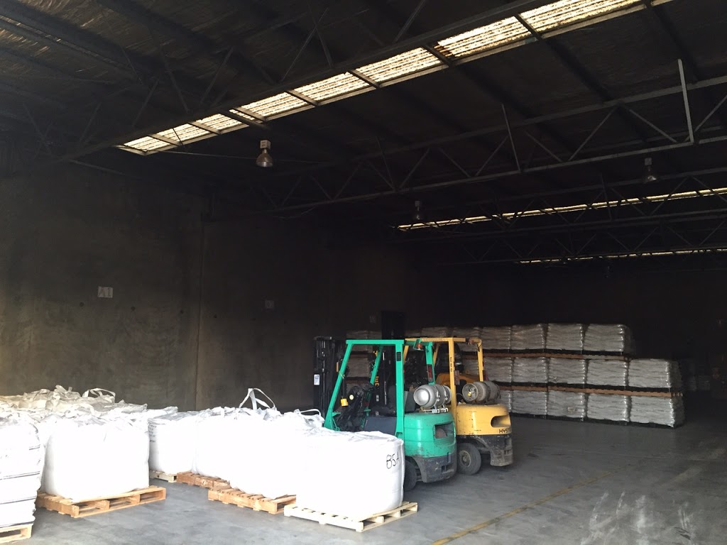 Roll On Logistics | storage | 16 Reihill Rd, Maddington WA 6109, Australia | 0894592381 OR +61 8 9459 2381