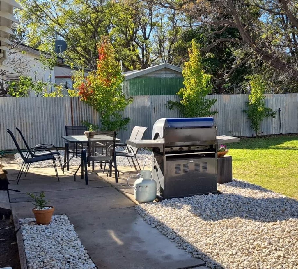 Mayall St Cottage | 55 Mayall St, Balranald NSW 2715, Australia | Phone: 0478 693 256