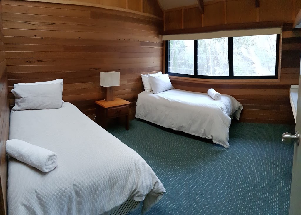 Girraween Environmental Lodge | lodging | Wrens Ln, Wyberba QLD 4382, Australia | 0746845138 OR +61 7 4684 5138