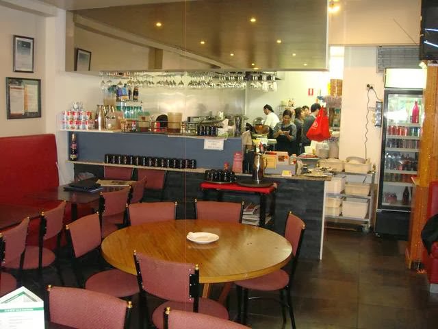 High Tea Inn | meal takeaway | 30 Tunstall Square, Melbourne VIC 3109, Australia | 0398423334 OR +61 3 9842 3334