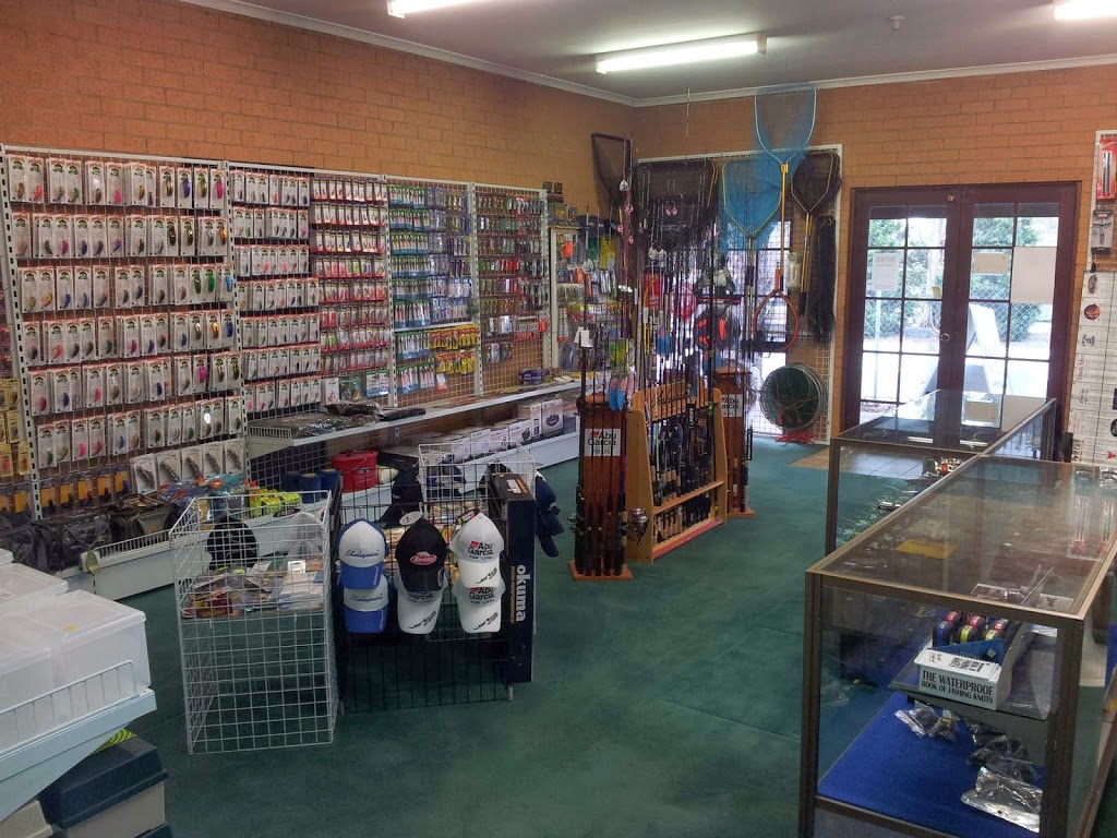 Wheelers Fishing N Outdoors Queanbeyan | store | 5/1 Buttle St, Queanbeyan NSW 2620, Australia | 0401669921 OR +61 401 669 921