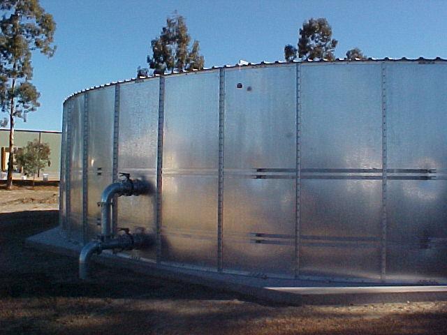Southern Cross Water Tanks | store | Unit 20/35 Paringa Rd, Murarrie QLD 4172, Australia | 0734415600 OR +61 7 3441 5600