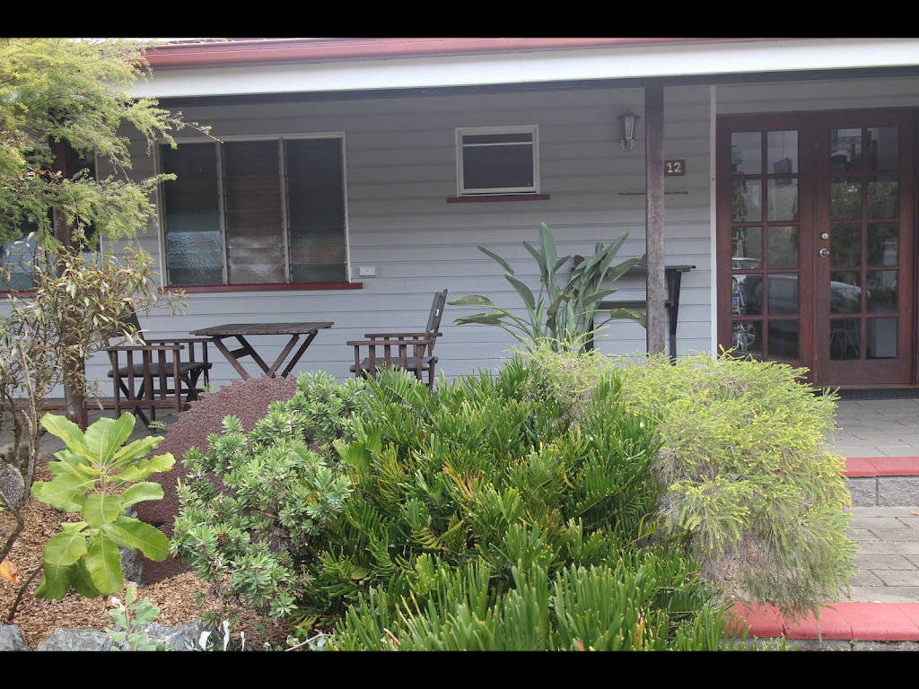 Staying in Mt Molloy | lodging | 12 Main St, Mount Molloy QLD 4871, Australia | 0456405315 OR +61 456 405 315