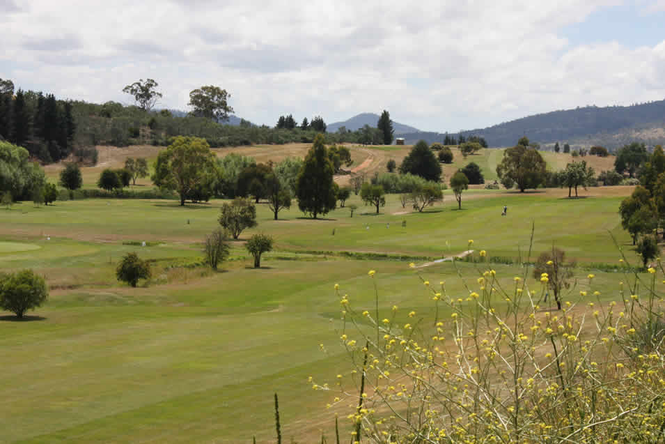 Tea Tree Golf Club | 10 Volcanic Dr, Brighton TAS 7030, Australia | Phone: (03) 6268 1692